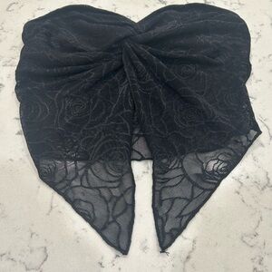 SHEIN Black Lace Crop Top